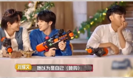 娱乐圈吃瓜爆料宋亚轩,娱乐圈风云再起，揭秘他的神秘生活